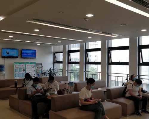 孕晚期见红肚子像来月经一样疼~试管机构