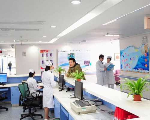 输卵管伞端积水严重吗？输卵管伞端积水怎么治疗？~包男孩代怀